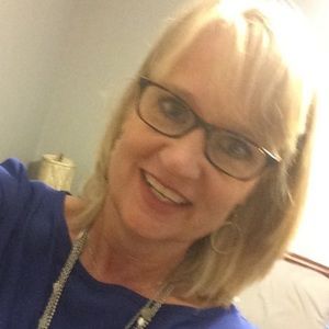 Meet your Posher, Michele